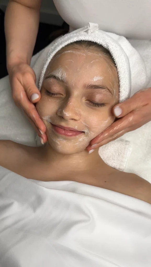 Skin Care Kids Facial Lawa Salon